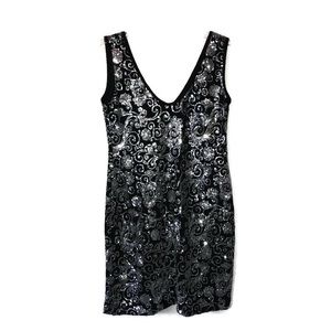 NWOT Stepping Out black sequin mini dress size 5/6